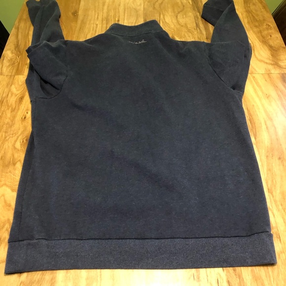 Travis Mathew Navy Blue 1/4 Zip Golf Sweater Mens Size Large Spot On Sleeve - Picture 13 of 13